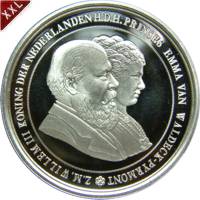  Medaille Emma zu Waldeck-Pyrmont Knigreich der Niederlande avers.jpg