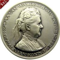  Medaille Emma zu Waldeck-Pyrmont Knigreich der Niederlande avers.jpg