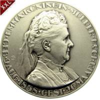  Medaille Emma zu Waldeck-Pyrmont Knigreich der Niederlande avers.jpg